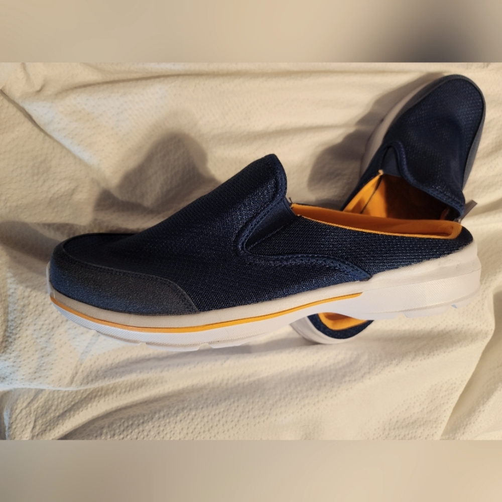 NWT MENS MESH COMFORT WALKING SNEAKER BEACH SHOE
